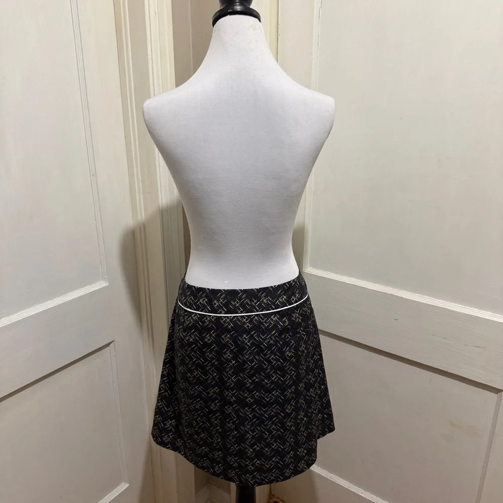 Izod Black and White A-Line Skort - Picture 12 of 13